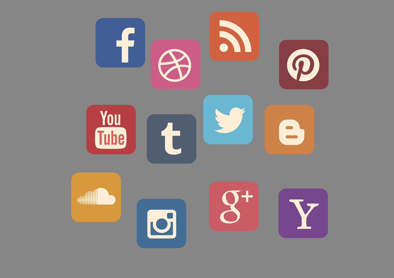 social media qualitative content analysis